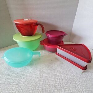 7 Piece Tupperware Lot Storage Containers Pie Keeper Soup Onion Keeper Fresh